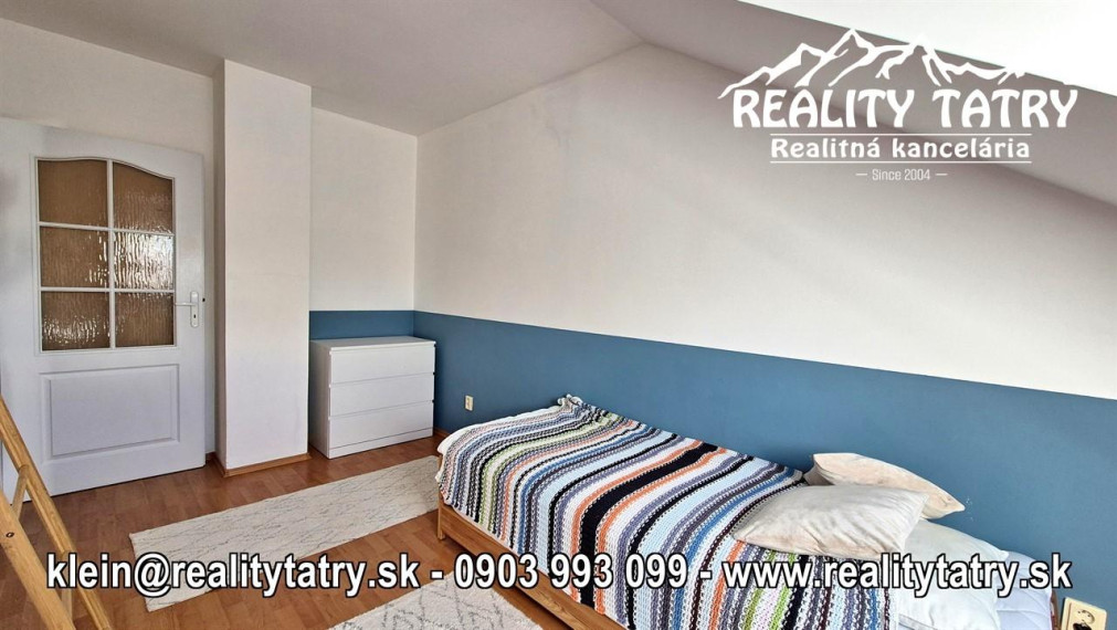 Mezonetový byt 3 izbový s loggiou, krbom a garážovým státím v širšom centre - ODPORÚČAME !!!