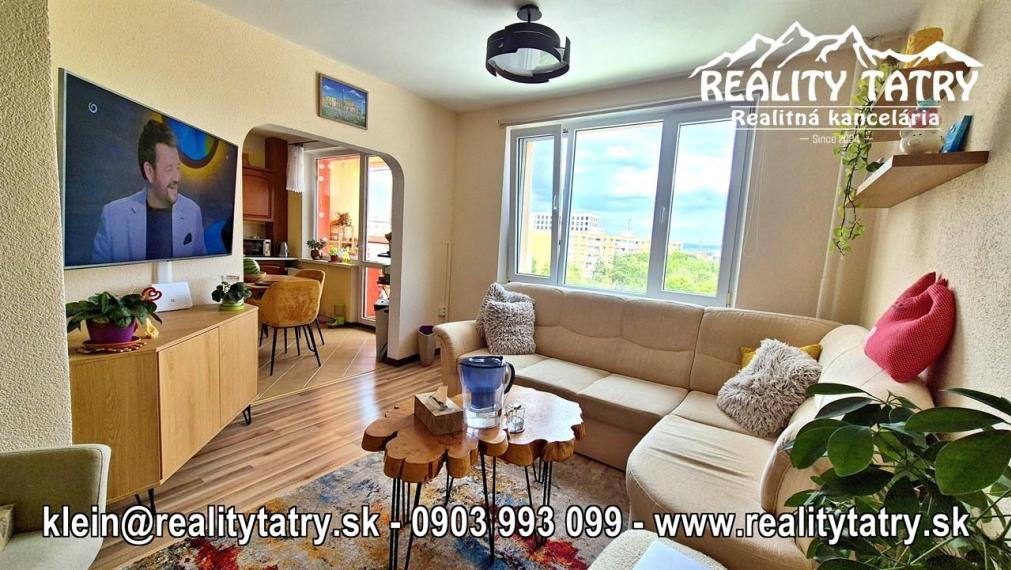 Byt 3 izbový s loggiou 78 m2 blízko centra v Poprade, rozsiahla rekonštrukcia, TOP STAV - ODPORÚČAME !!!