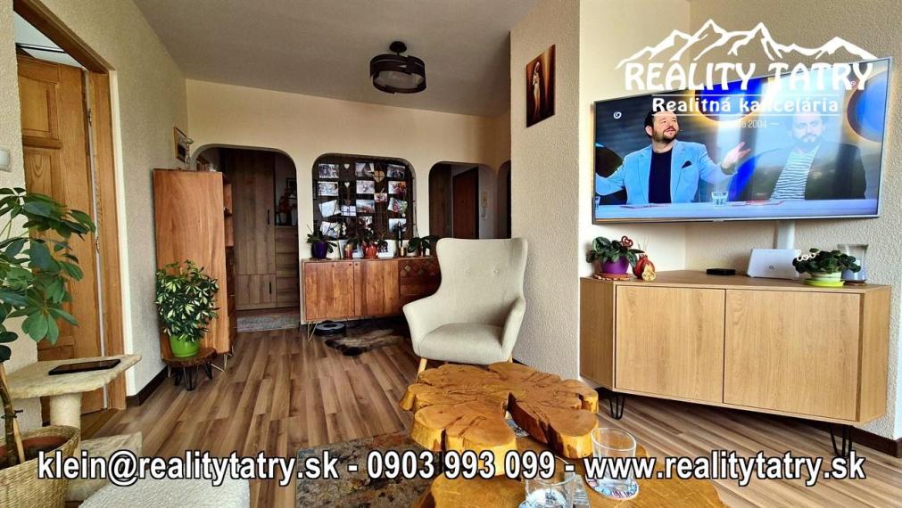 Byt 3 izbový s loggiou 78 m2 blízko centra v Poprade, rozsiahla rekonštrukcia, TOP STAV - ODPORÚČAME !!!