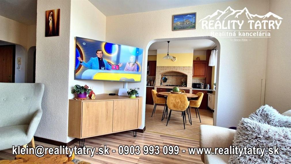 Byt 3 izbový s loggiou 78 m2 blízko centra v Poprade, rozsiahla rekonštrukcia, TOP STAV - ODPORÚČAME !!!