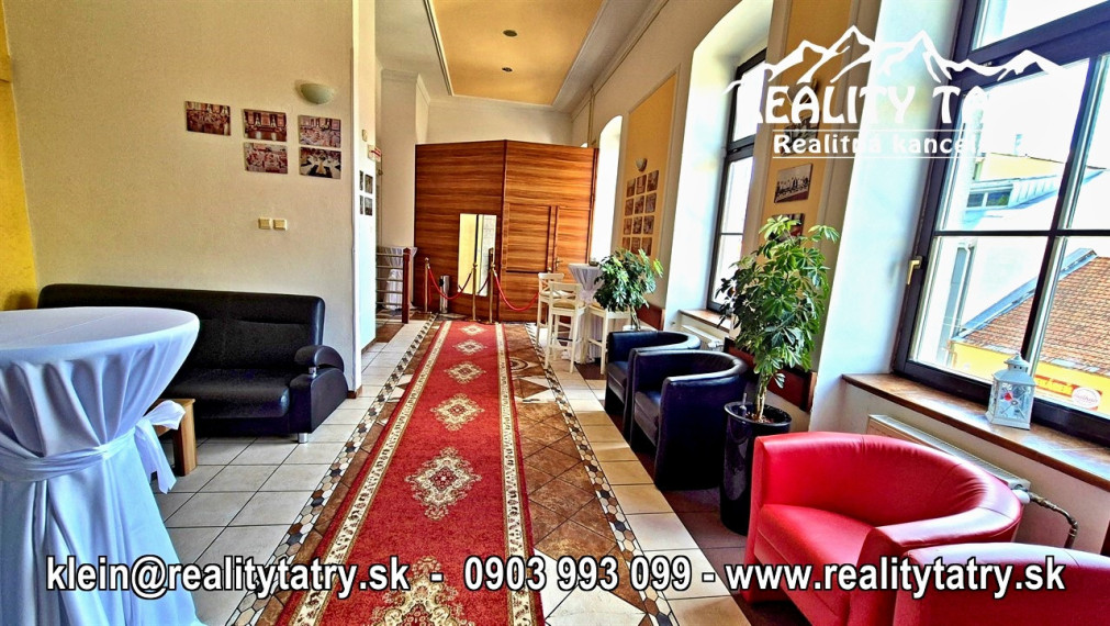 Reštaurácia REDUTA - Jedinečná investičná príležitosť v srdci Popradu - TOP PONUKA, TOP LOKALITA - ODPORÚČAME !!!