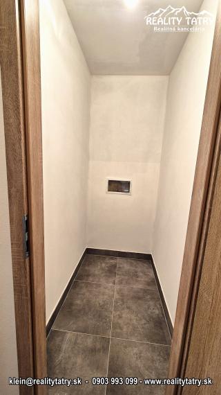 Slnečný 3 izbový byt s loggiou - Kompletná rekonštrukcia - TICHÉ PROSTREDIE, TOP STAV a LOKALITA !!!