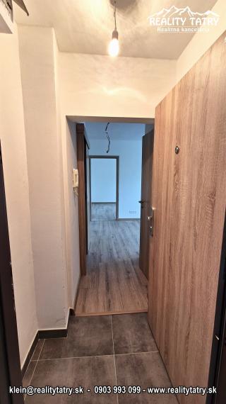 Slnečný 3 izbový byt s loggiou - Kompletná rekonštrukcia - TICHÉ PROSTREDIE, TOP STAV a LOKALITA !!!