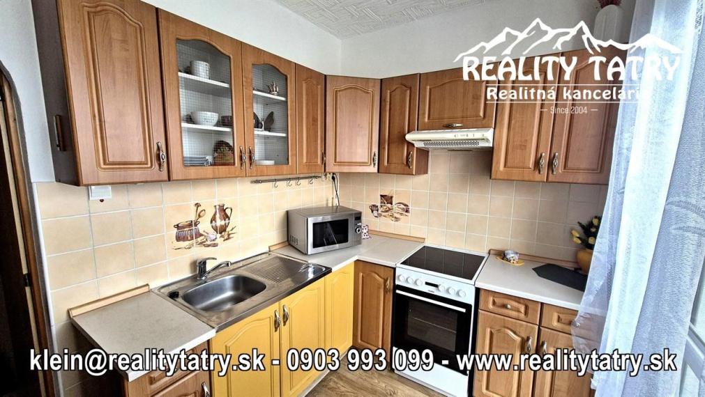 Byt 1 izbový s loggiou, zariadený, murované jadro, ul. Novomeského, Poprad - Slnečný, ihneď voľný - ODPORÚČAME !!!