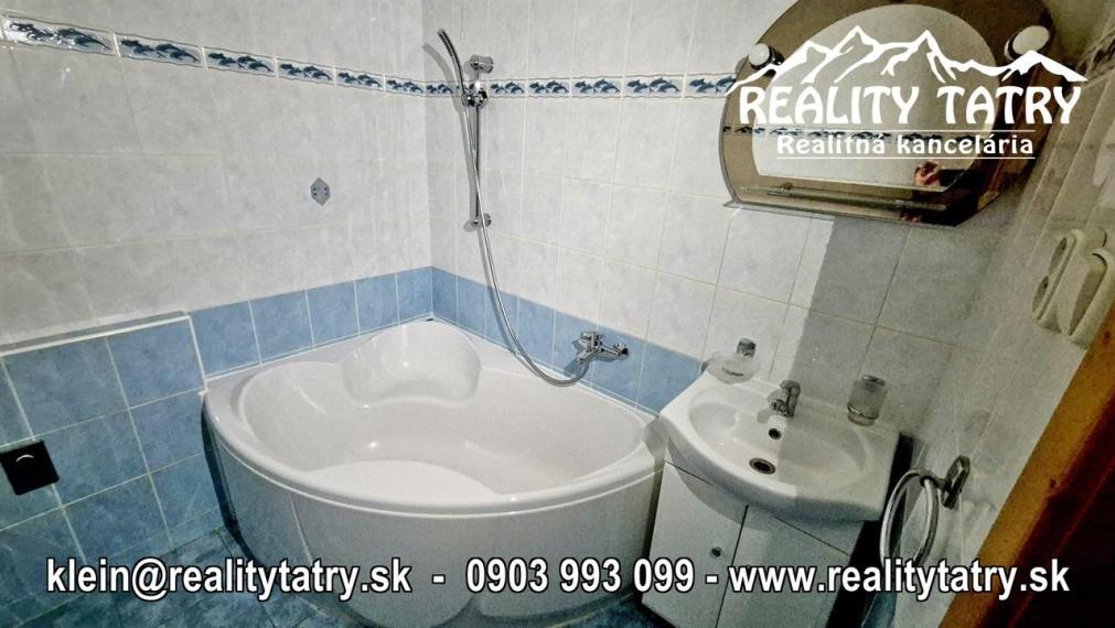 Byt 1 izbový s loggiou, zariadený, murované jadro, ul. Novomeského, Poprad - Slnečný, ihneď voľný - ODPORÚČAME !!!