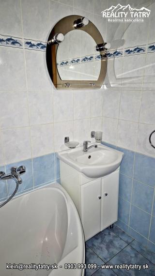 Byt 1 izbový s loggiou, zariadený, murované jadro, ul. Novomeského, Poprad - Slnečný, ihneď voľný - ODPORÚČAME !!!