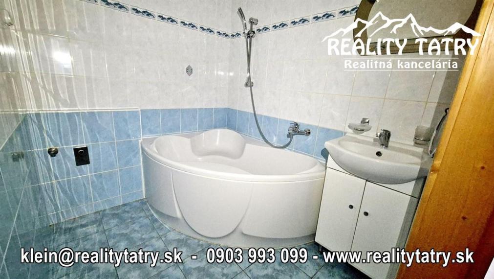 Byt 1 izbový s loggiou, zariadený, murované jadro, ul. Novomeského, Poprad - Slnečný, ihneď voľný - ODPORÚČAME !!!