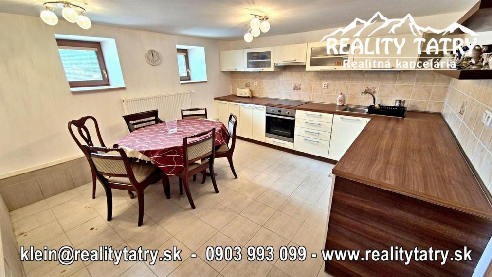 Rodinný dom po rekonštrukcii vo Važci - Slnečný, tiché prostredie - ODPORÚČAME !!!