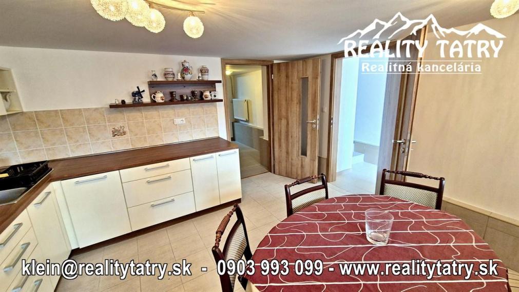 Rodinný dom po rekonštrukcii vo Važci - Slnečný, tiché prostredie - ODPORÚČAME !!!