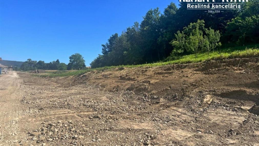 Stavebné pozemky pri Púchove v obci Dolné Kočkovce od 686 m2 do 1658 m2