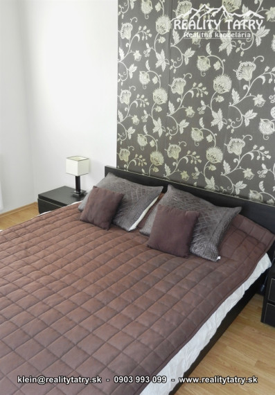 Byt 3 izbový s balkónom 91 m2 - kompletne zariadený v Poprade - ODPORÚČAME !!!