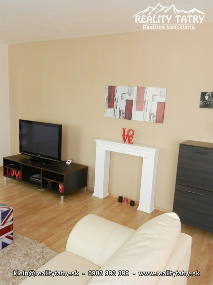 Byt 3 izbový s balkónom 91 m2 - kompletne zariadený v Poprade - ODPORÚČAME !!!