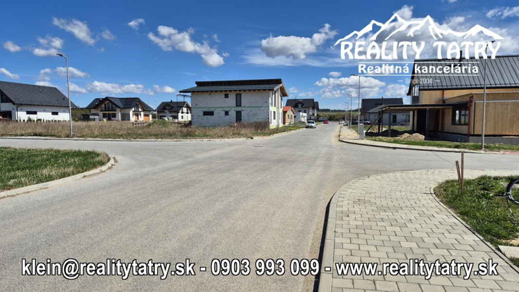 Stavebný pozemok 616 m2 vo Veľkej Lomnice - lokalita NATUR REZORT - ODPORÚČAME !!!