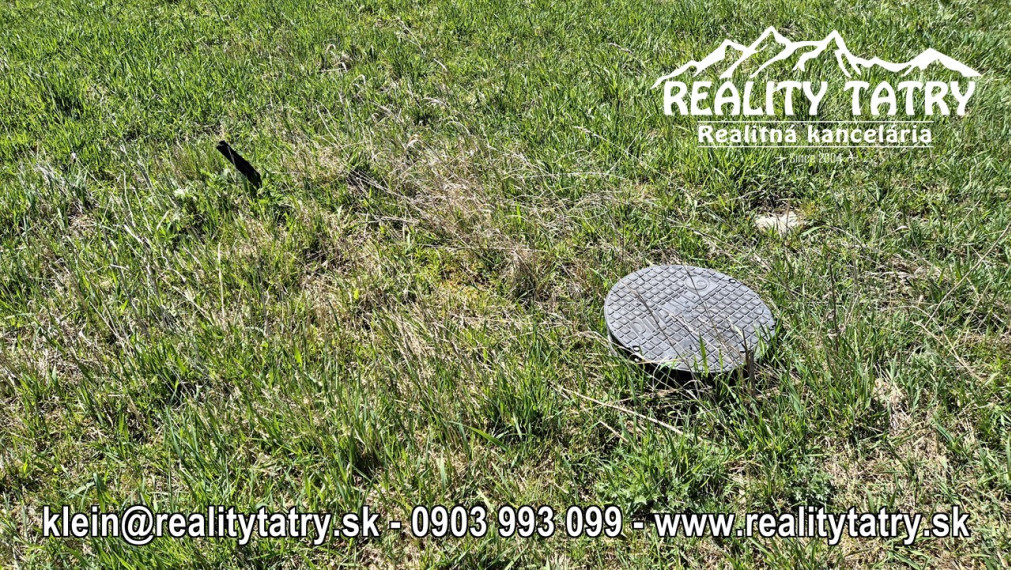 Stavebný pozemok 616 m2 vo Veľkej Lomnice - lokalita NATUR REZORT - ODPORÚČAME !!!