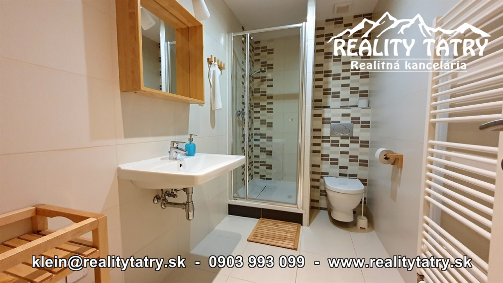 Apartmánový byt 46 m2 s parkovacím miestom vo Veľkej Lomnici