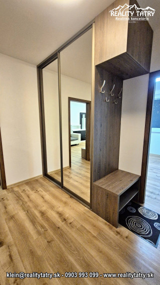 Byt 3 izbový s balkónom komplet prerobený blízko centra v Poprade TOP LOKALITA a STAV - ODPORÚČAME !!!