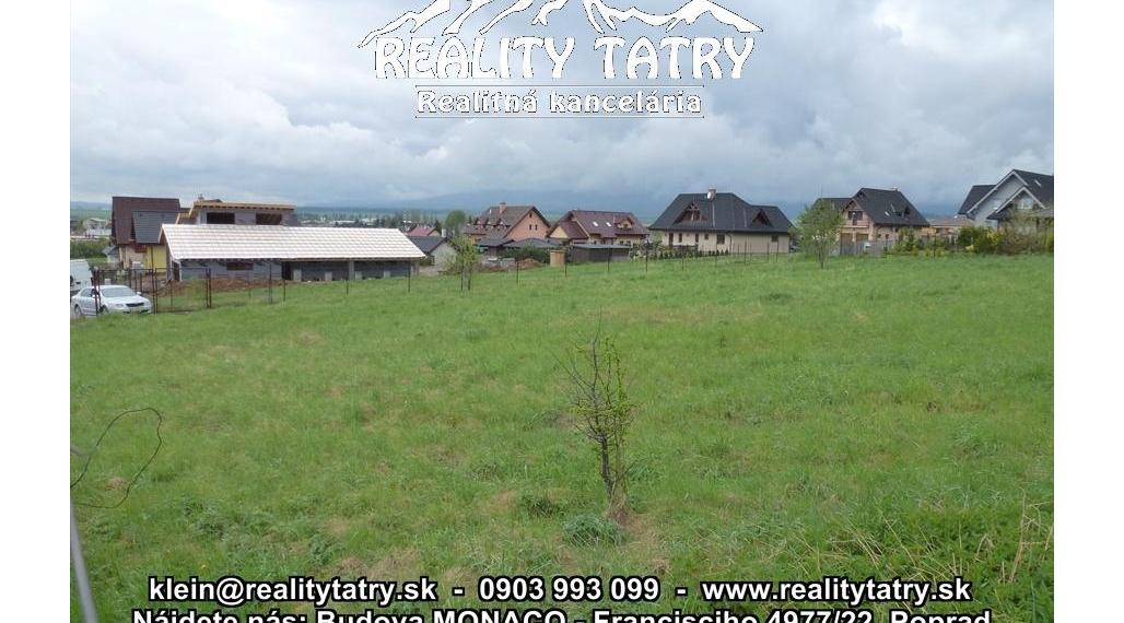 Stavebný pozemok 1458 m2 s nádherným výhľadom na V. Tatry vo Veľkej Lomnici blízko centra obce - ODPORÚČAME !!!