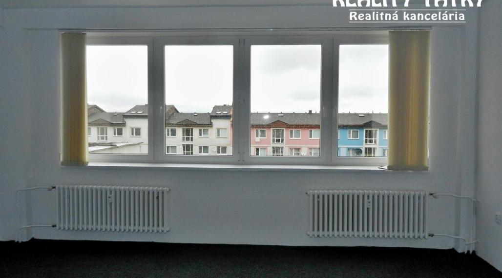 Kancelárske priestory 36 m2 blízko centra v Poprade