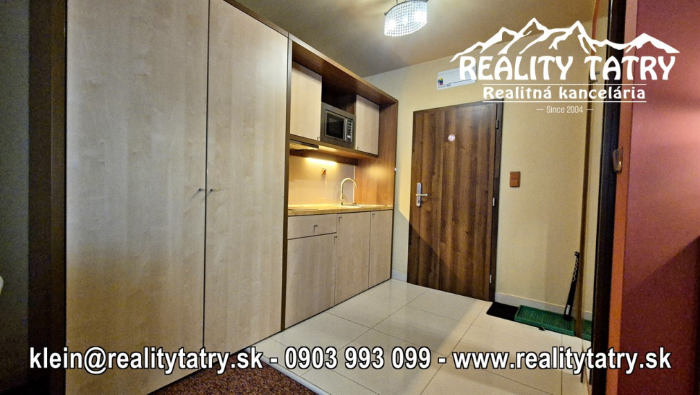 Byt 1 izbový s balkónom vo Veľkej Lomnici - TOP VÝHĽAD, ODPORÚČAME !!!