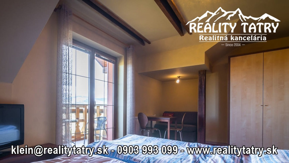 Byt 1 izbový s balkónom vo Veľkej Lomnici - TOP VÝHĽAD, ODPORÚČAME !!!