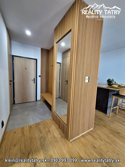 Apartmán 2 izbový s parkovacím státím - TOP STAV, TOP LOKALITA - ODPORÚČAME !!!