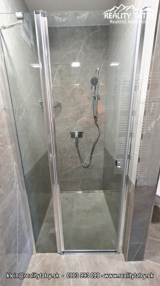 Byt 2 izbový s dvomi balkónmi, pivničkou a parkovacím státím v Hôrke pod lesom - NOVOSTAVBA, TOP STAV , ODPORÚČAME !!!