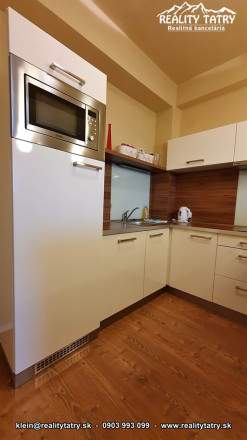 Apartmánový byt 46 m2 s parkovacím miestom vo Veľkej Lomnici - fotografia 7